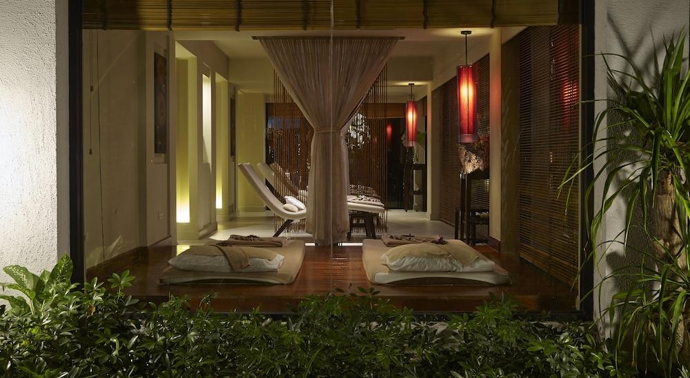 Woodlands Hotel And Resort Паттая Екстер'єр фото