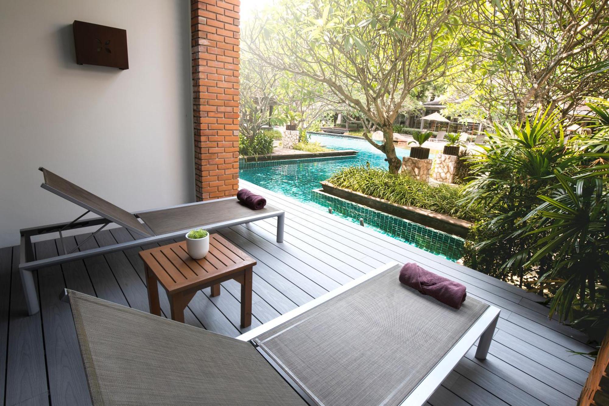 Woodlands Hotel And Resort Паттая Екстер'єр фото