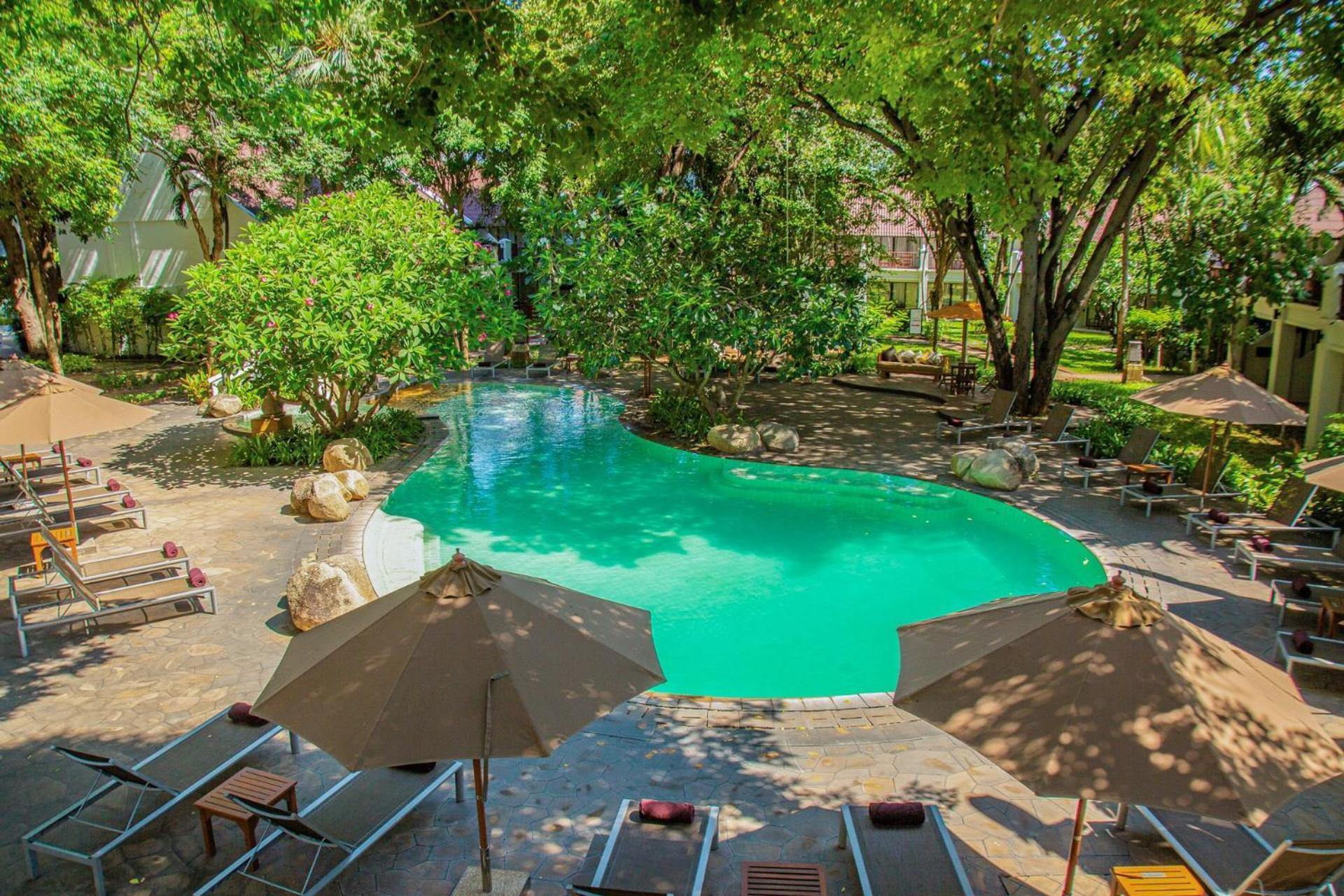 Woodlands Hotel And Resort Паттая Екстер'єр фото